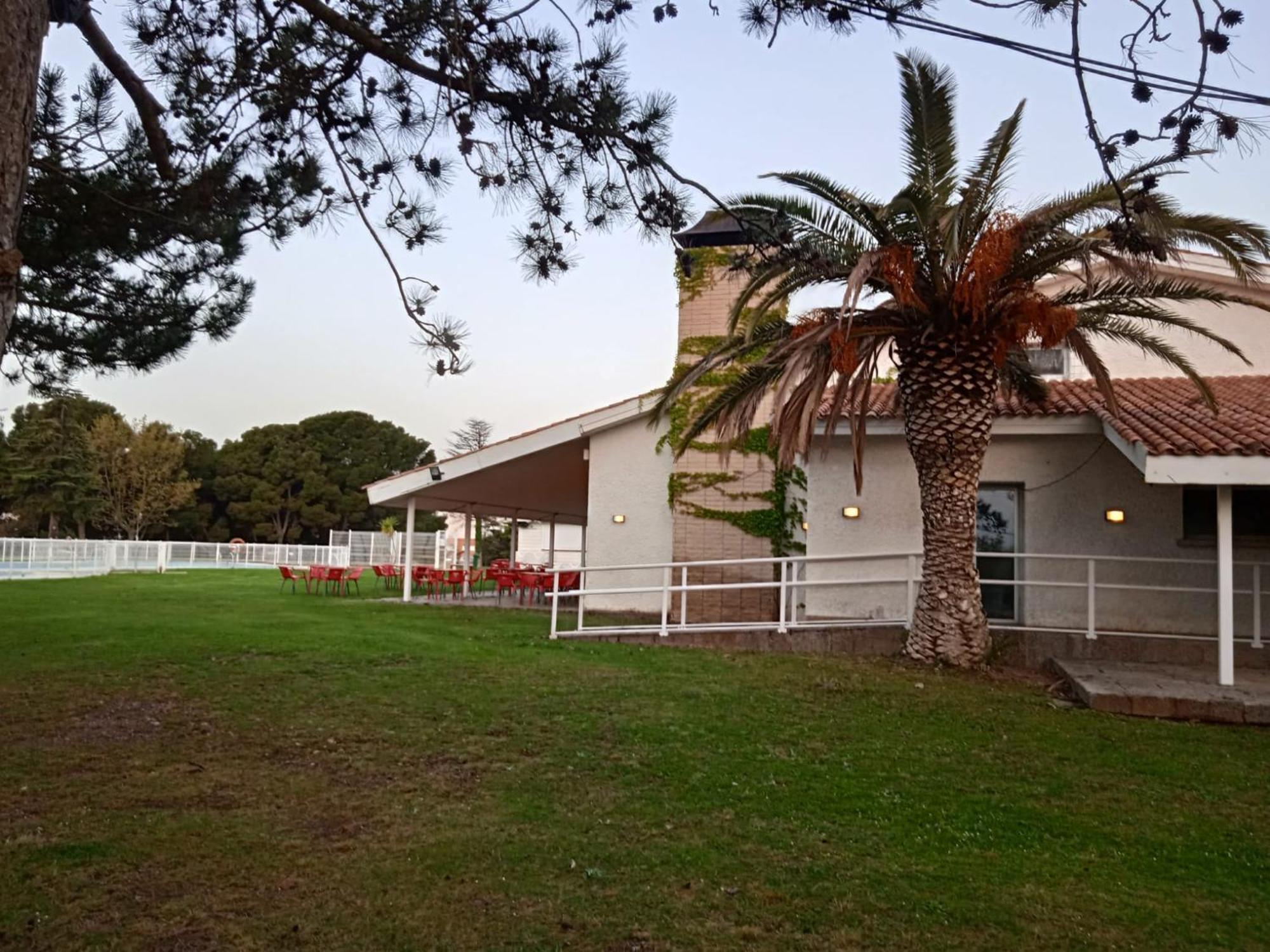 Albergue Zaragoza Camping Exterior photo